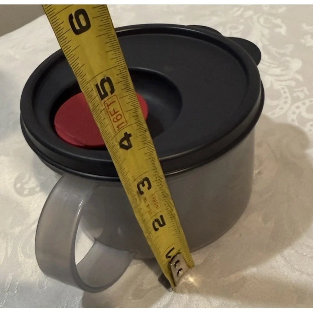 Tupperware CrystalWave PLUS microwave soup‎ mugs with ergonomic handles